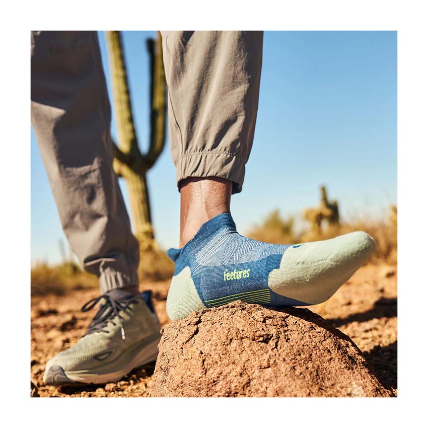 Feetures Elite Max Cushion Socks No Show - Image 23
