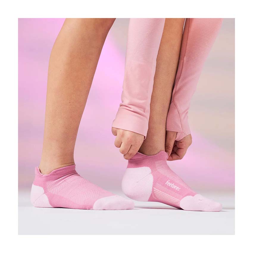 Feetures Elite Max Cushion Socks No Show - Image 12
