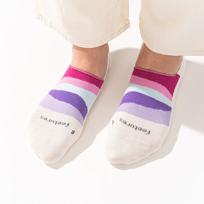 Feetures Everyday Women's Ultra Light Invisible - Image 6