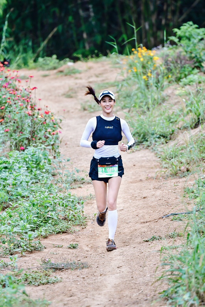 Naked Running Spra Women - Image 3